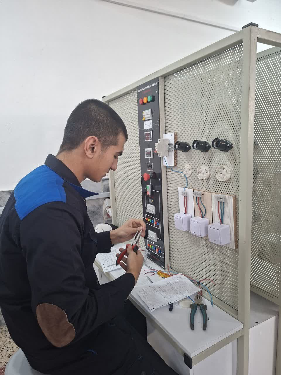 برق صنعتی